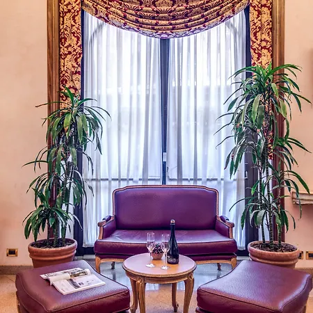 Hotel Della Torre Argentina Rome