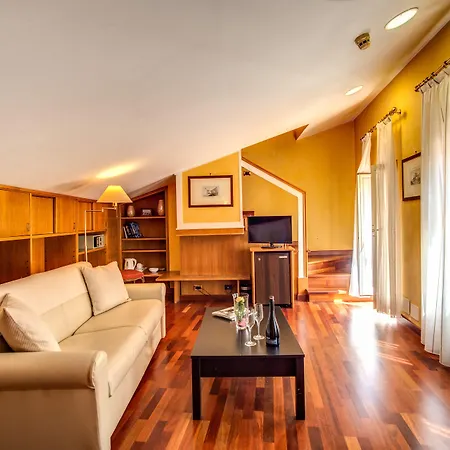 Della Torre Argentina 3*