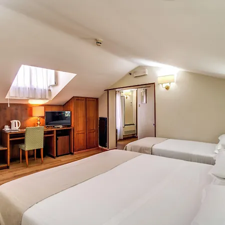 Hotell Della Torre Argentina 3*