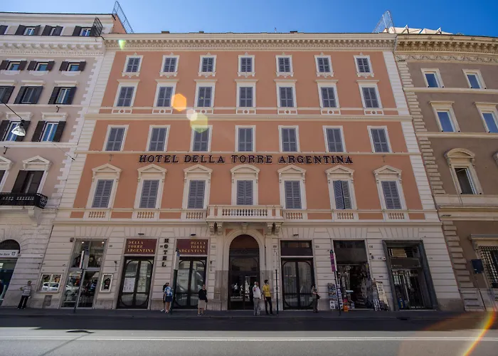 מלון Della Torre Argentina 3*