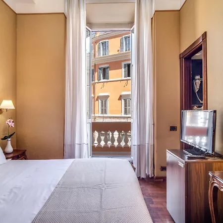Della Torre Argentina Hotel Rome