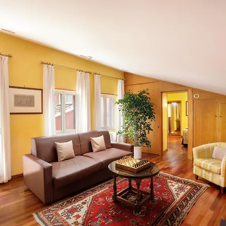 Hotel Della Torre Argentina Rome