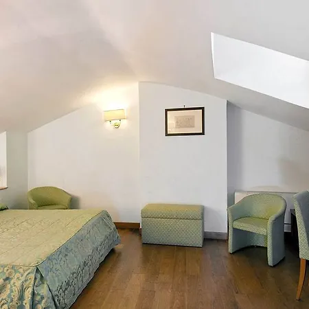Hotel Della Torre Argentina Rom
